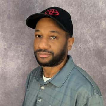 Staff member Rico Brown from ID_518f78
