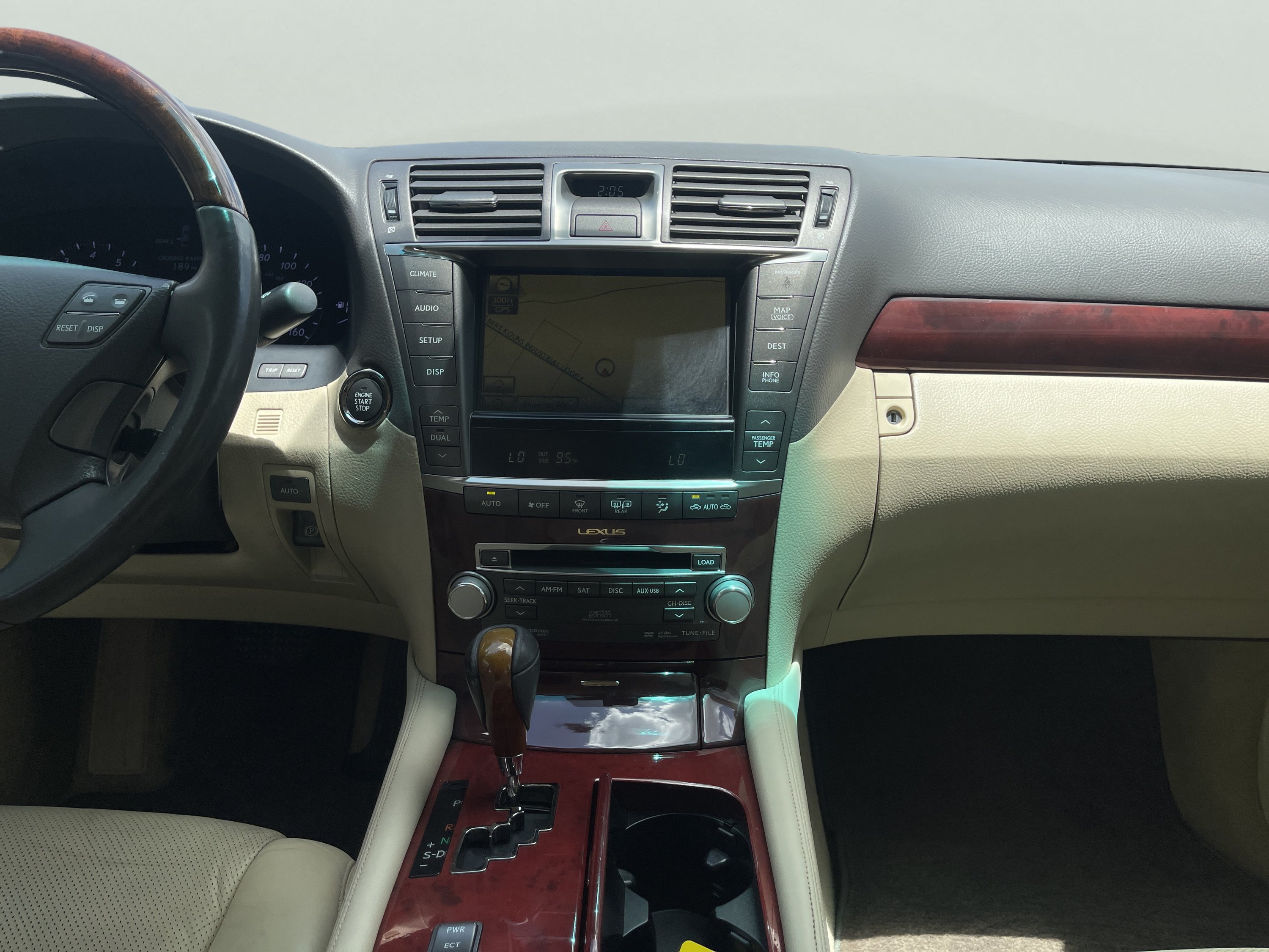 2012 Lexus LS Base - Photo 19