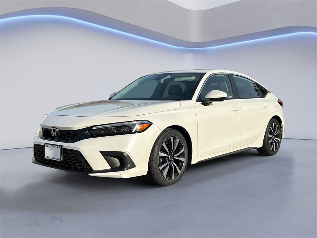 2024 Honda Civic Hatchback EX-L's photo