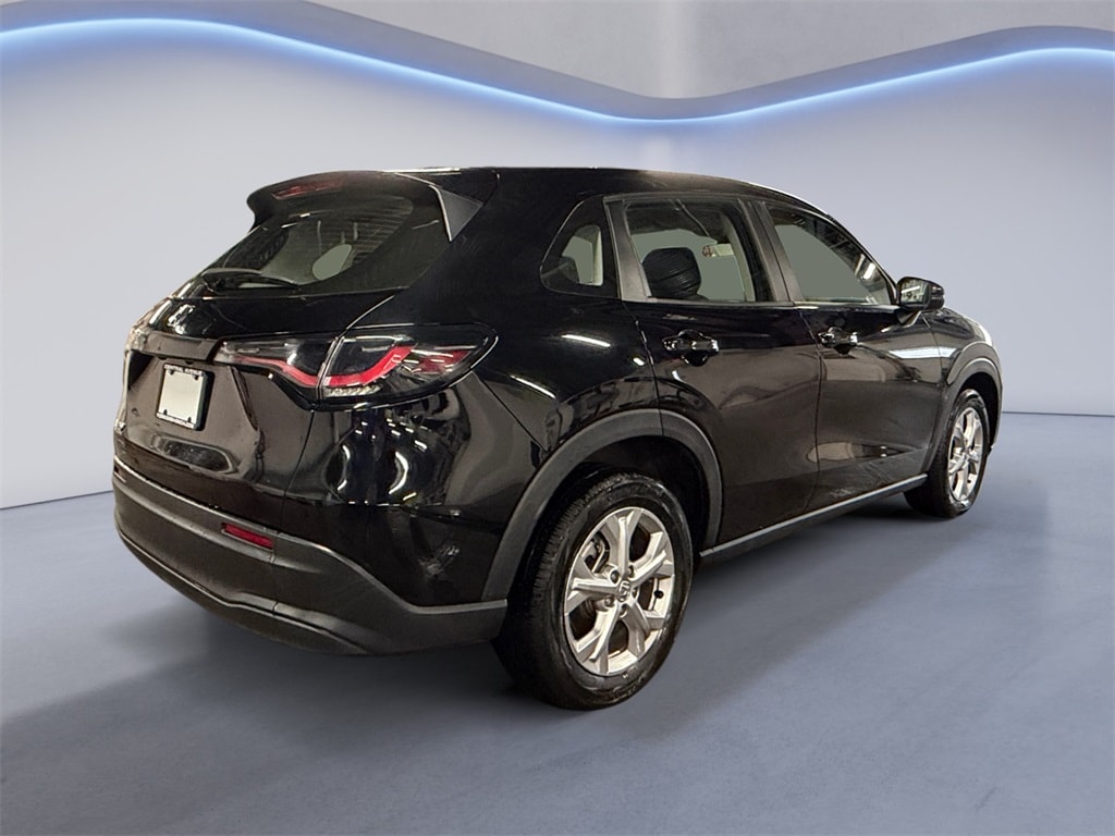 2023 Honda HR-V LX photo 4