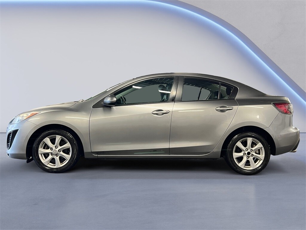 2010 Mazda Mazda3 Touring photo 2