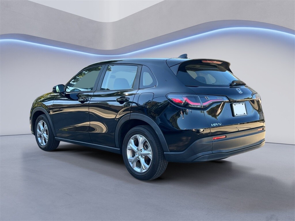 2023 Honda HR-V LX photo 2