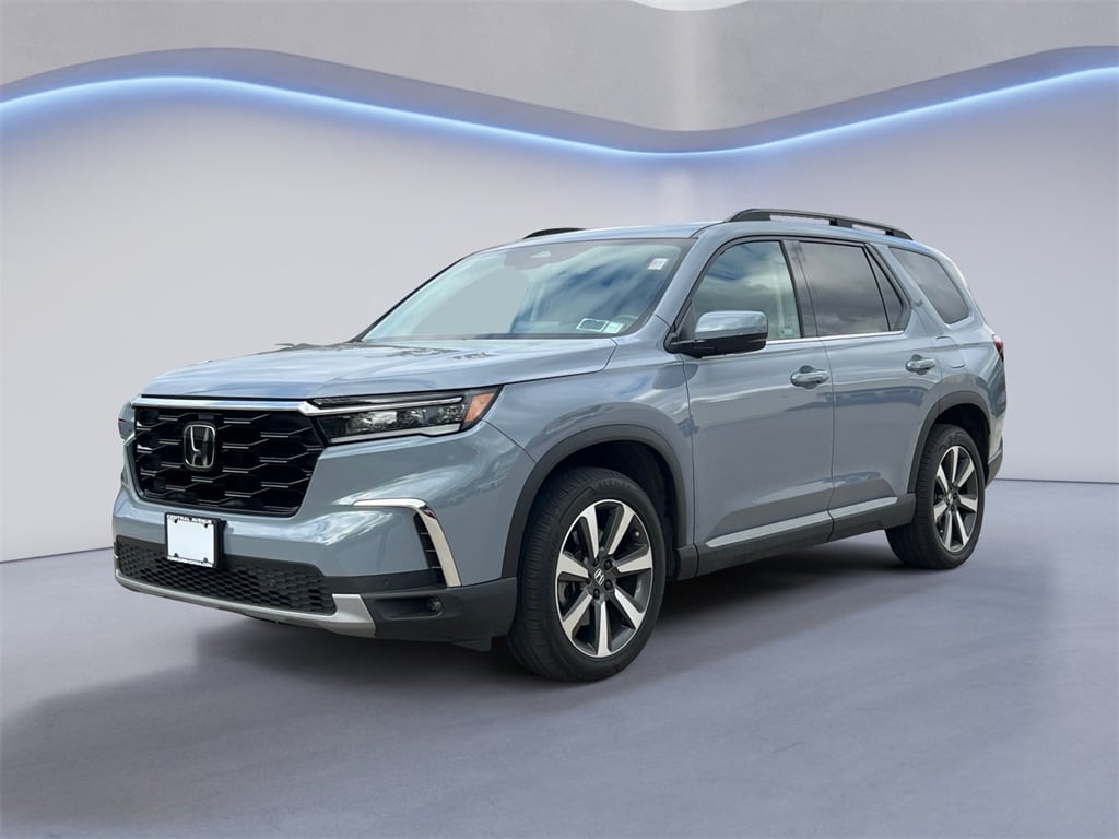 2023 Honda Pilot Touring's photo