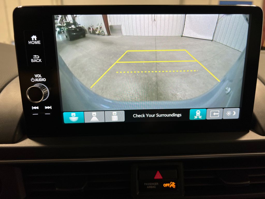 2025 Honda Pilot Touring - Photo 27