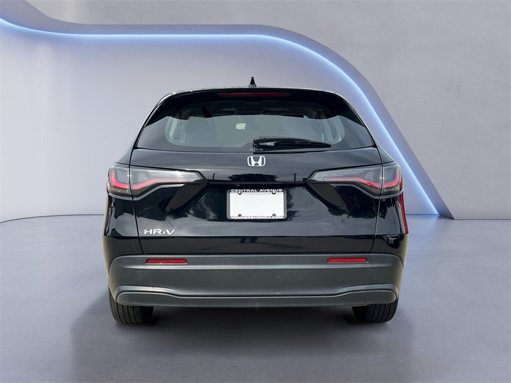 2023 Honda HR-V LX photo 4