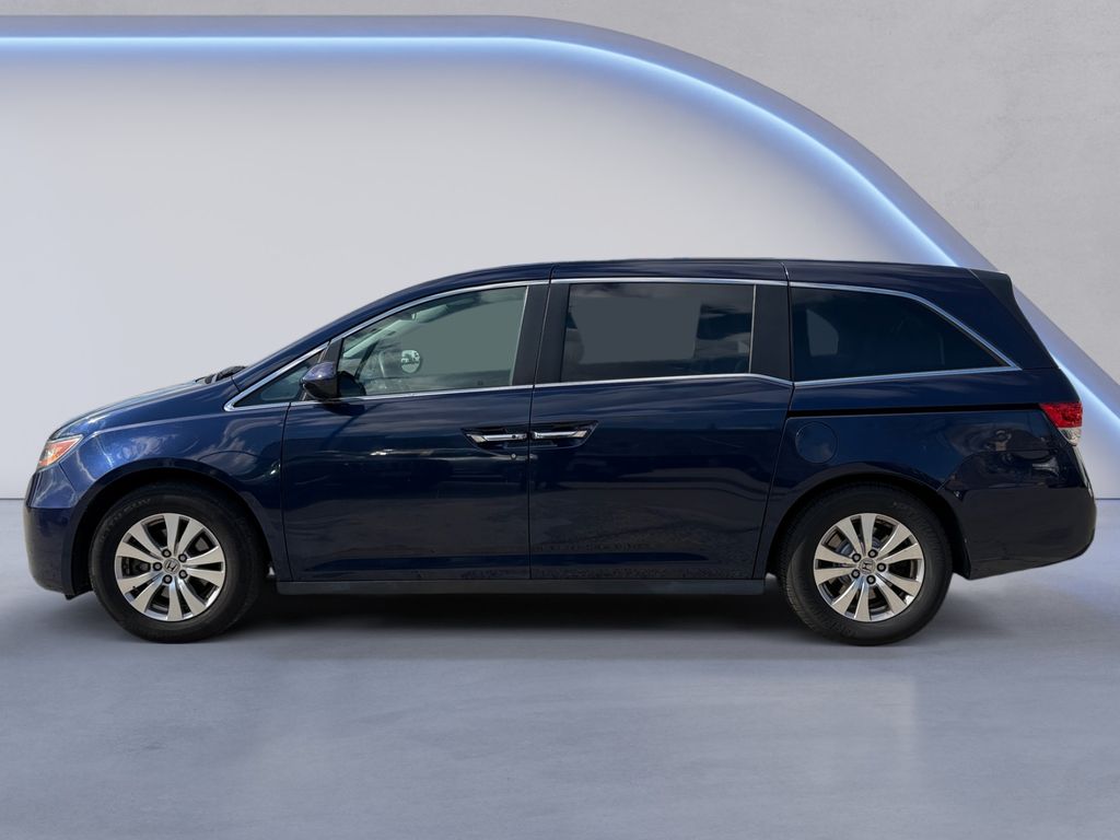 Used 2017 Honda Odyssey SE with VIN 5FNRL5H34HB000381 for sale in Yonkers, NY