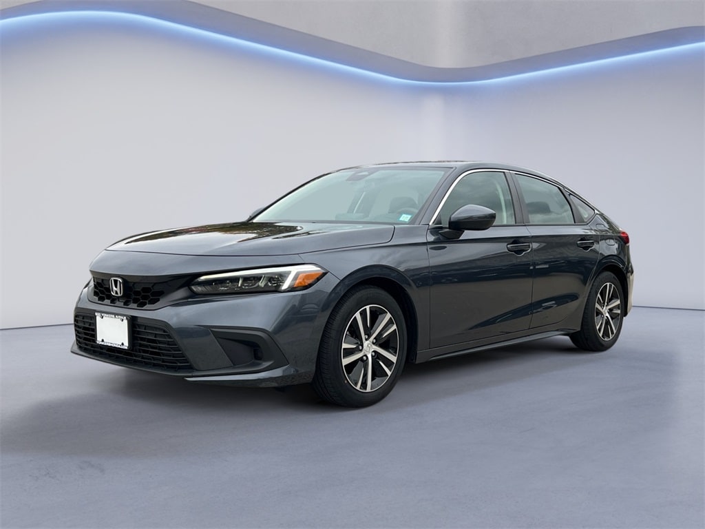 2022 Honda Civic Hatchback LX's photo