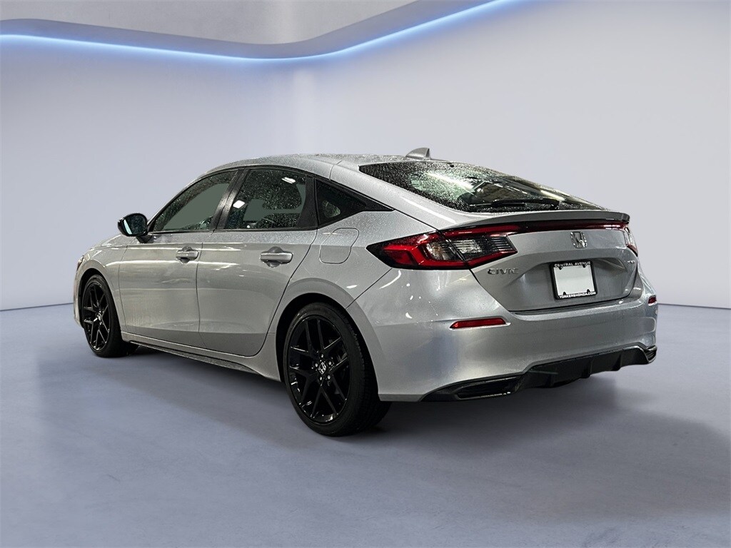 2022 Honda Civic Sport Hatchback photo 3