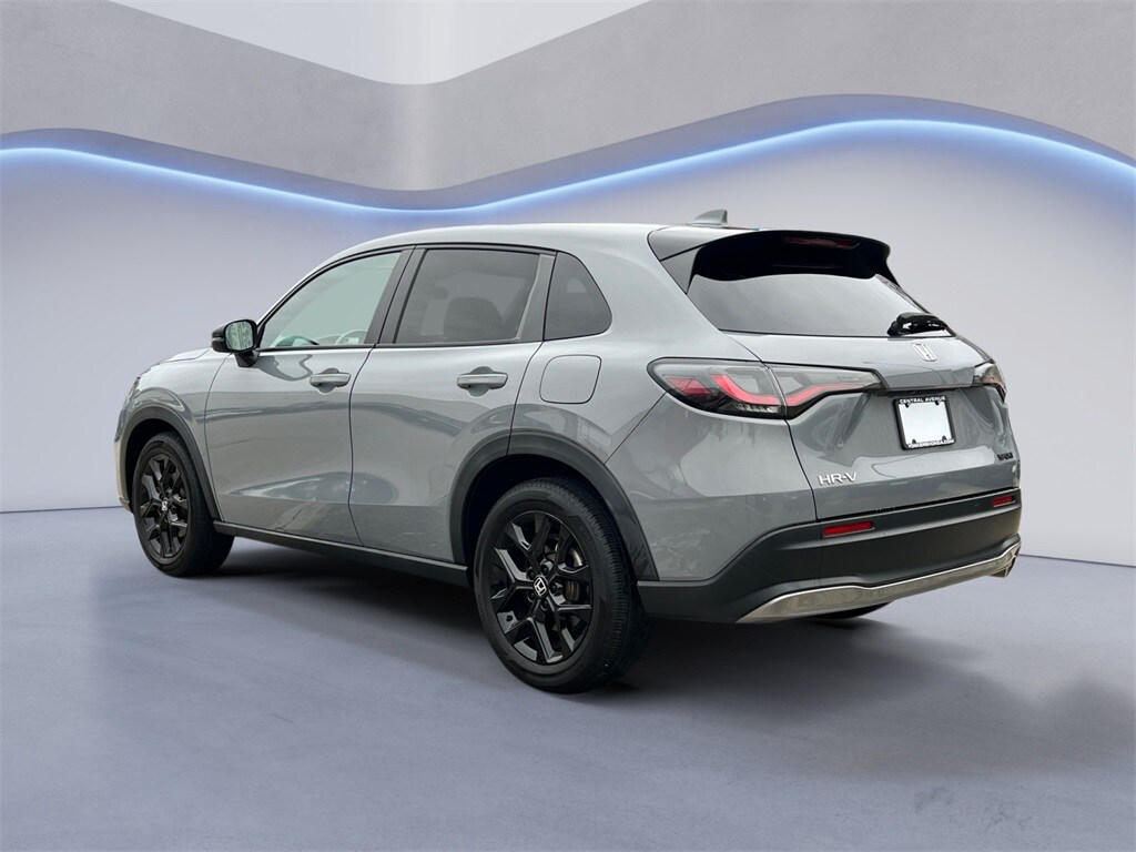 2023 Honda HR-V Sport photo 3