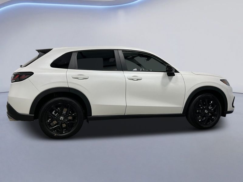 2025 Honda HR-V Sport - Photo 8