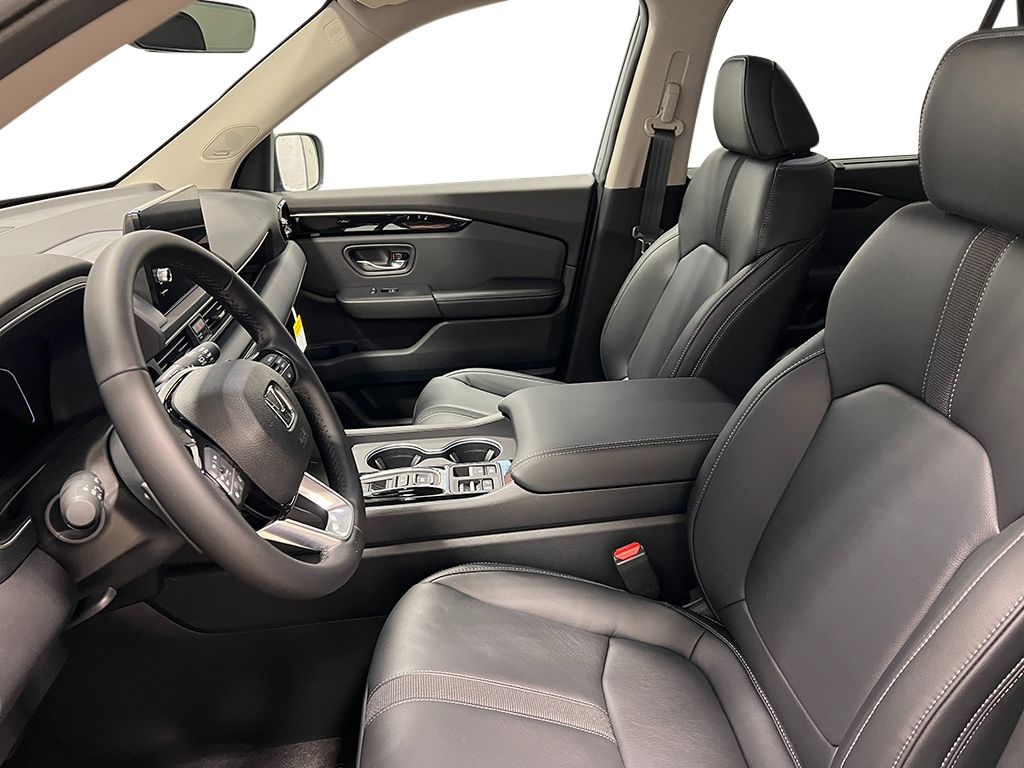 2025 Honda Pilot Touring - Photo 13
