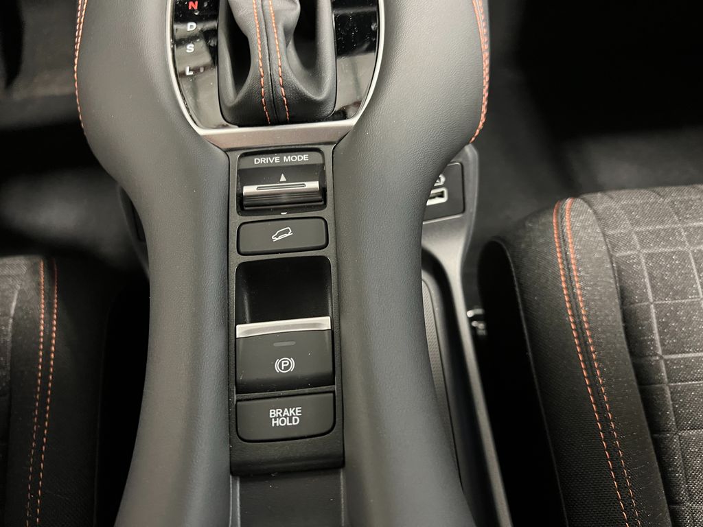 2025 Honda HR-V Sport - Photo 17