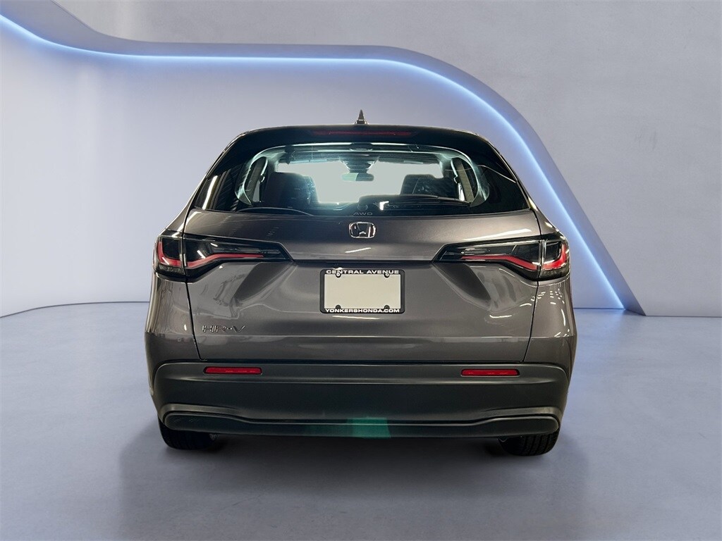 2023 Honda HR-V LX photo 4