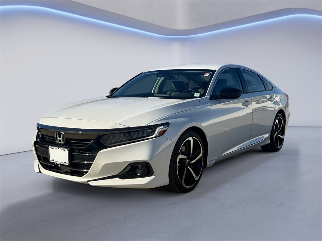 2022 Honda Accord Sport SE's photo