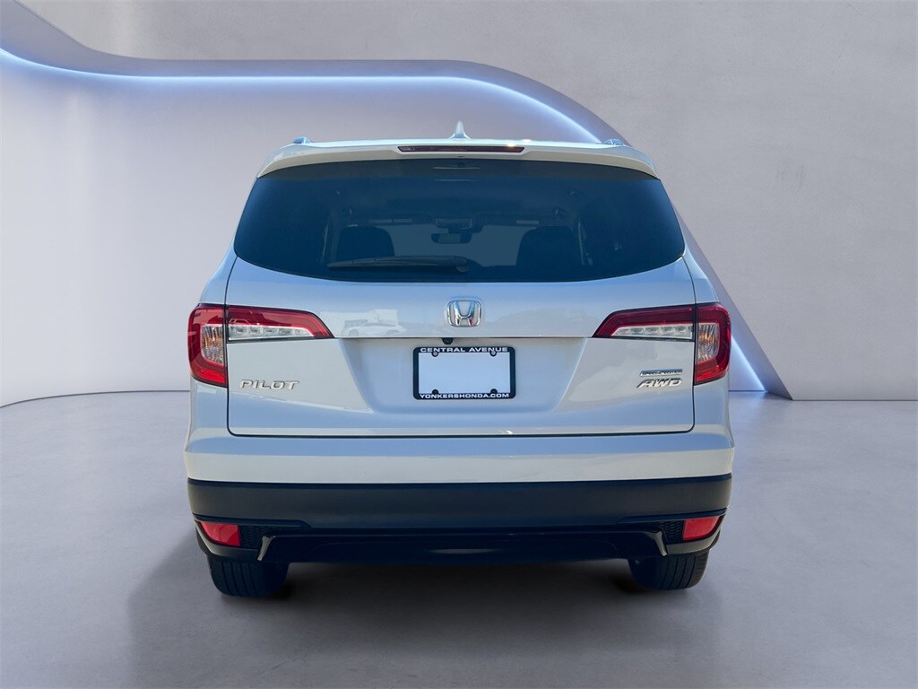 2021 Honda Pilot Special Edition photo 4