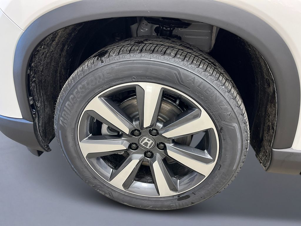 2025 Honda Pilot Touring - Photo 11