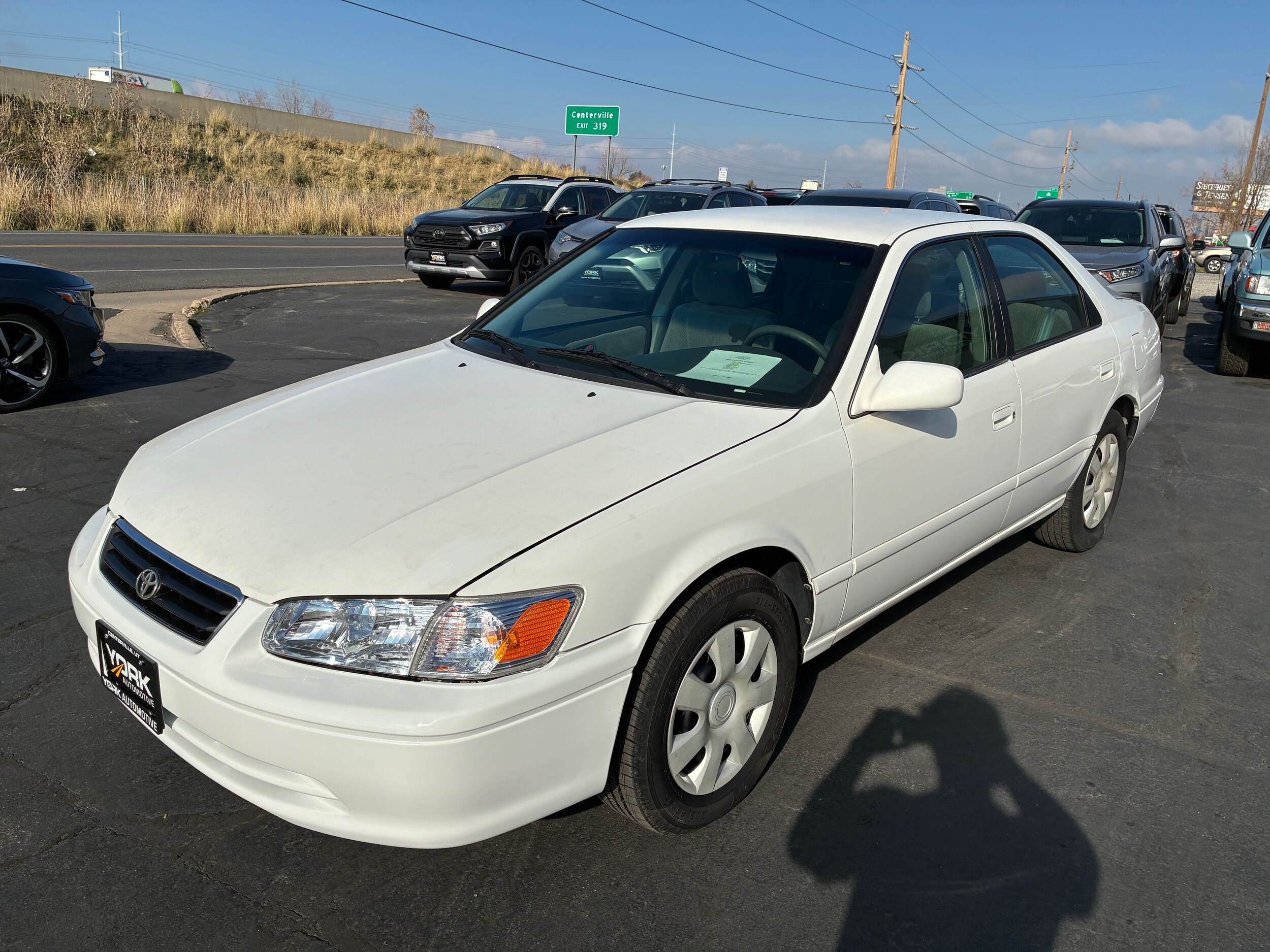 2000 Toyota Camry CE photo 2