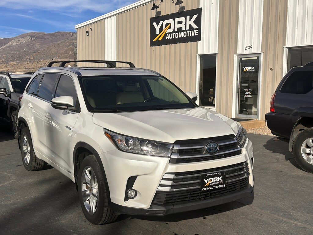 Used 2018 Toyota Highlander Hybrid Limited V6 SUV