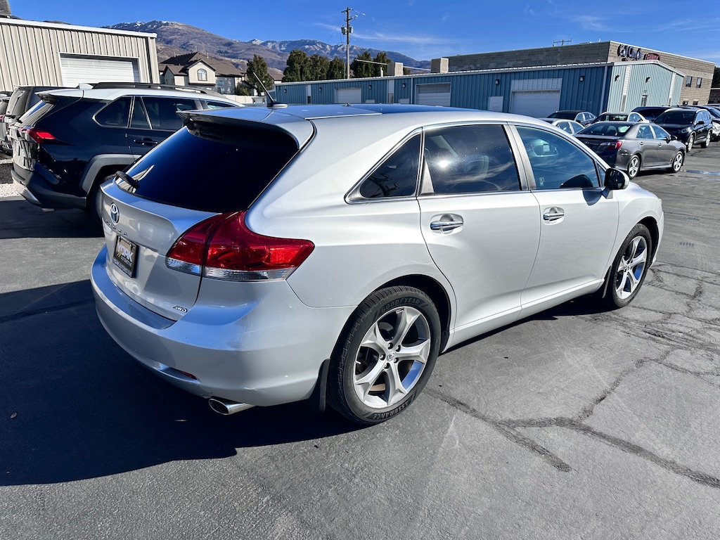 Used 2011 Toyota Venza V6 AWD Crossover
