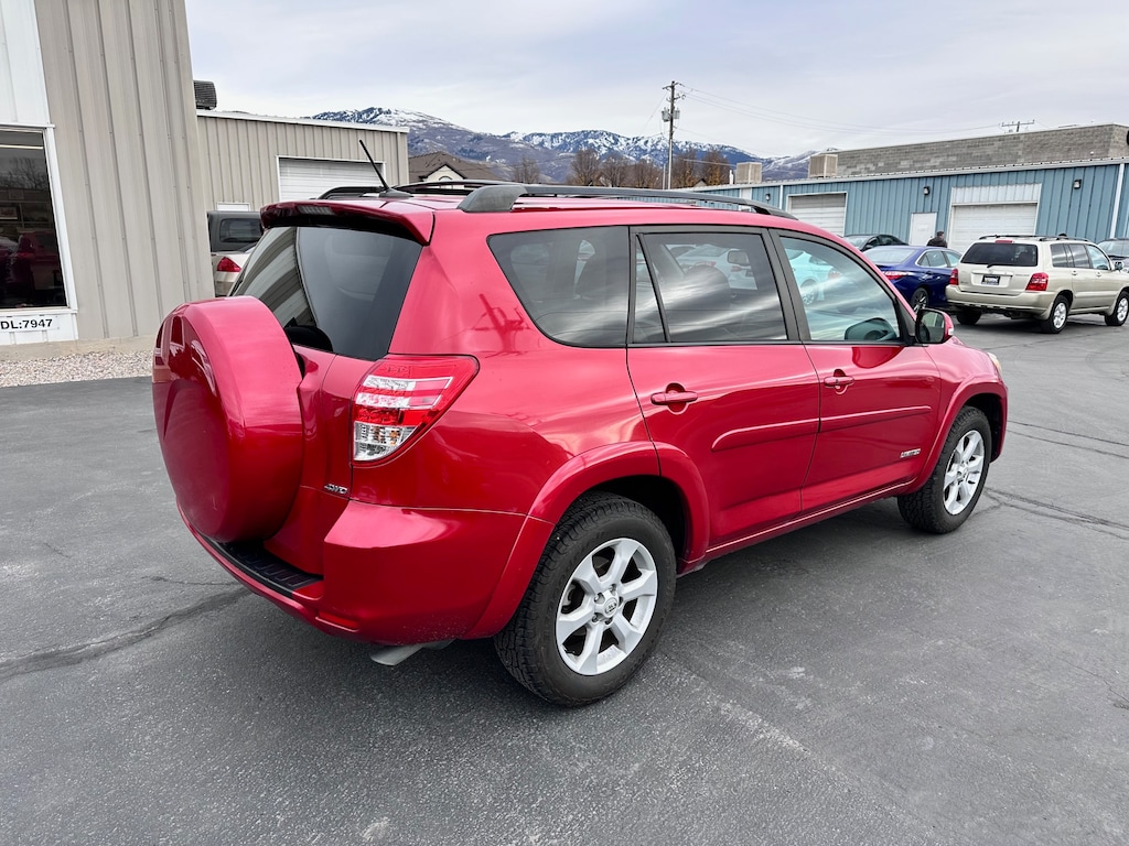Used 2012 Toyota RAV4 Limited V6 4WD SUV