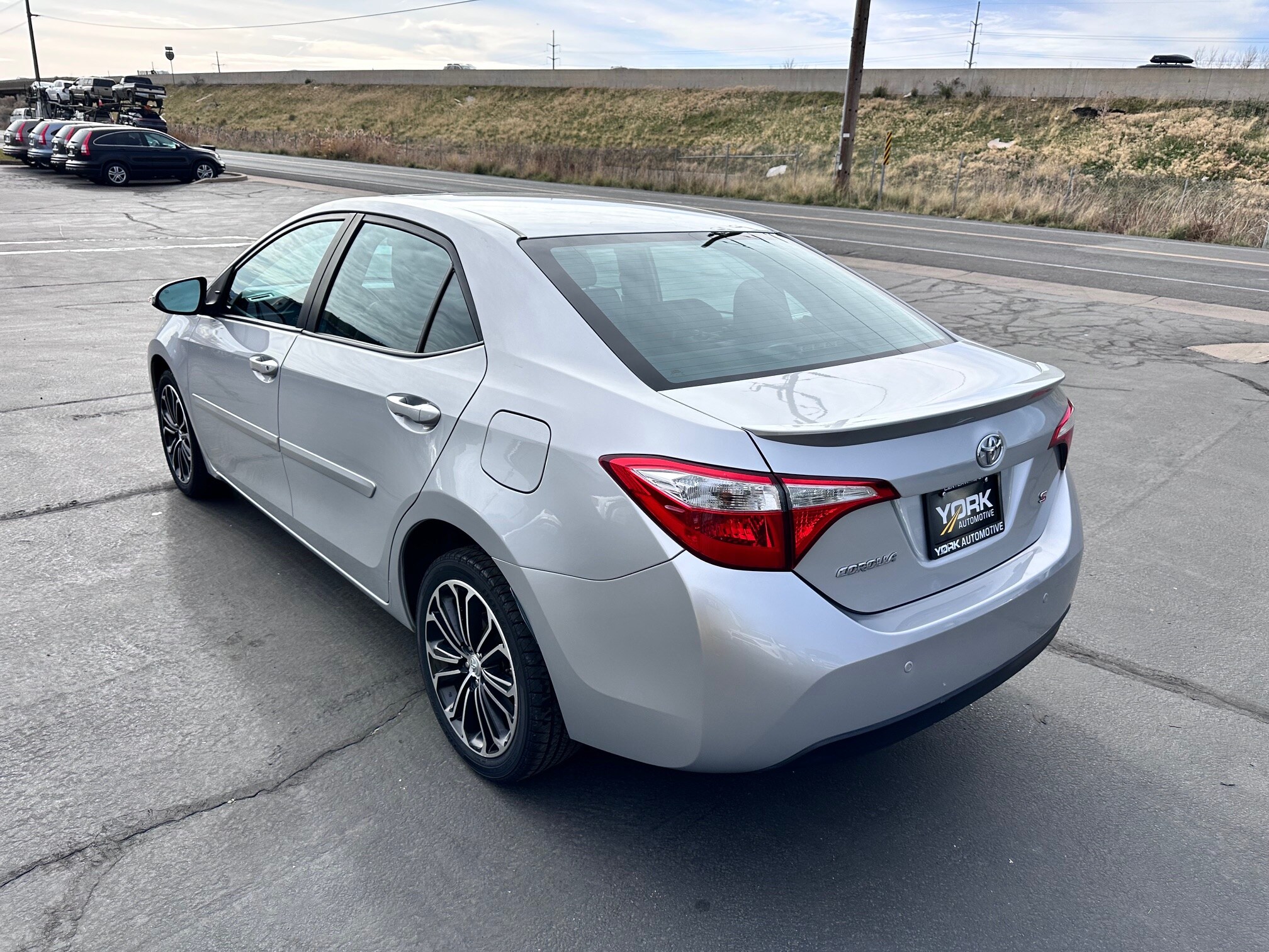 2014 Toyota Corolla Plus photo 4