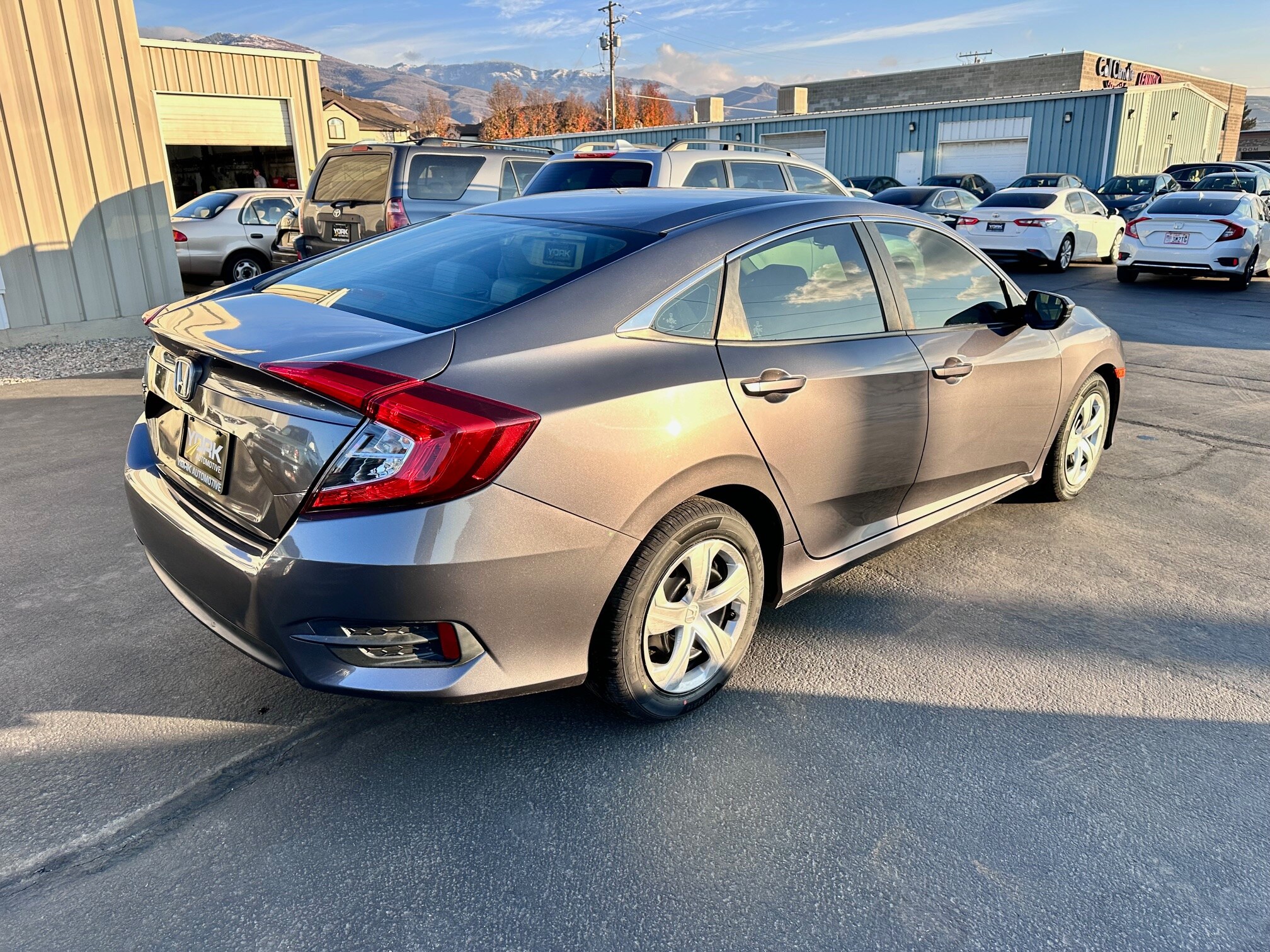 2018 Honda Civic LX photo 3