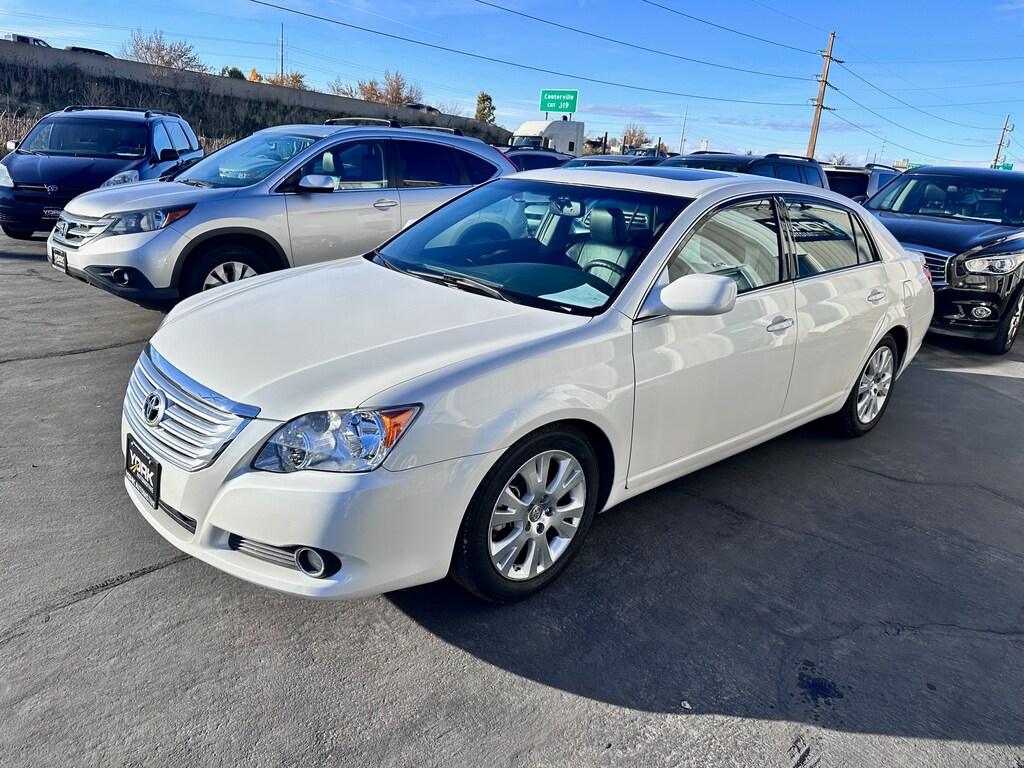 Used 2010 Toyota Avalon XLS Sedan