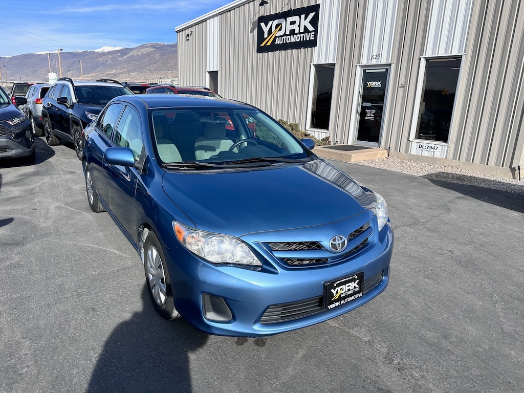 Used 2013 Toyota Corolla LE Sedan