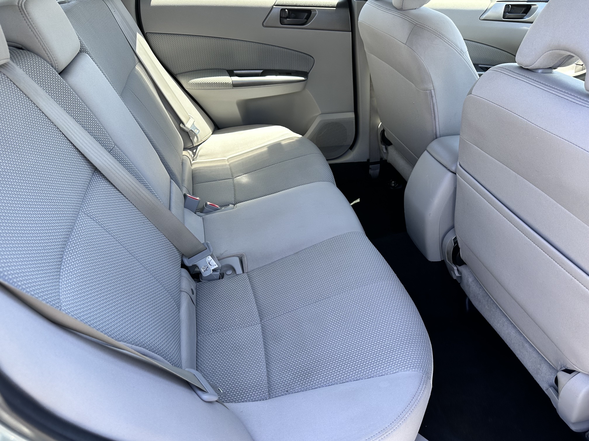 2011 Subaru Forester X - Photo 8