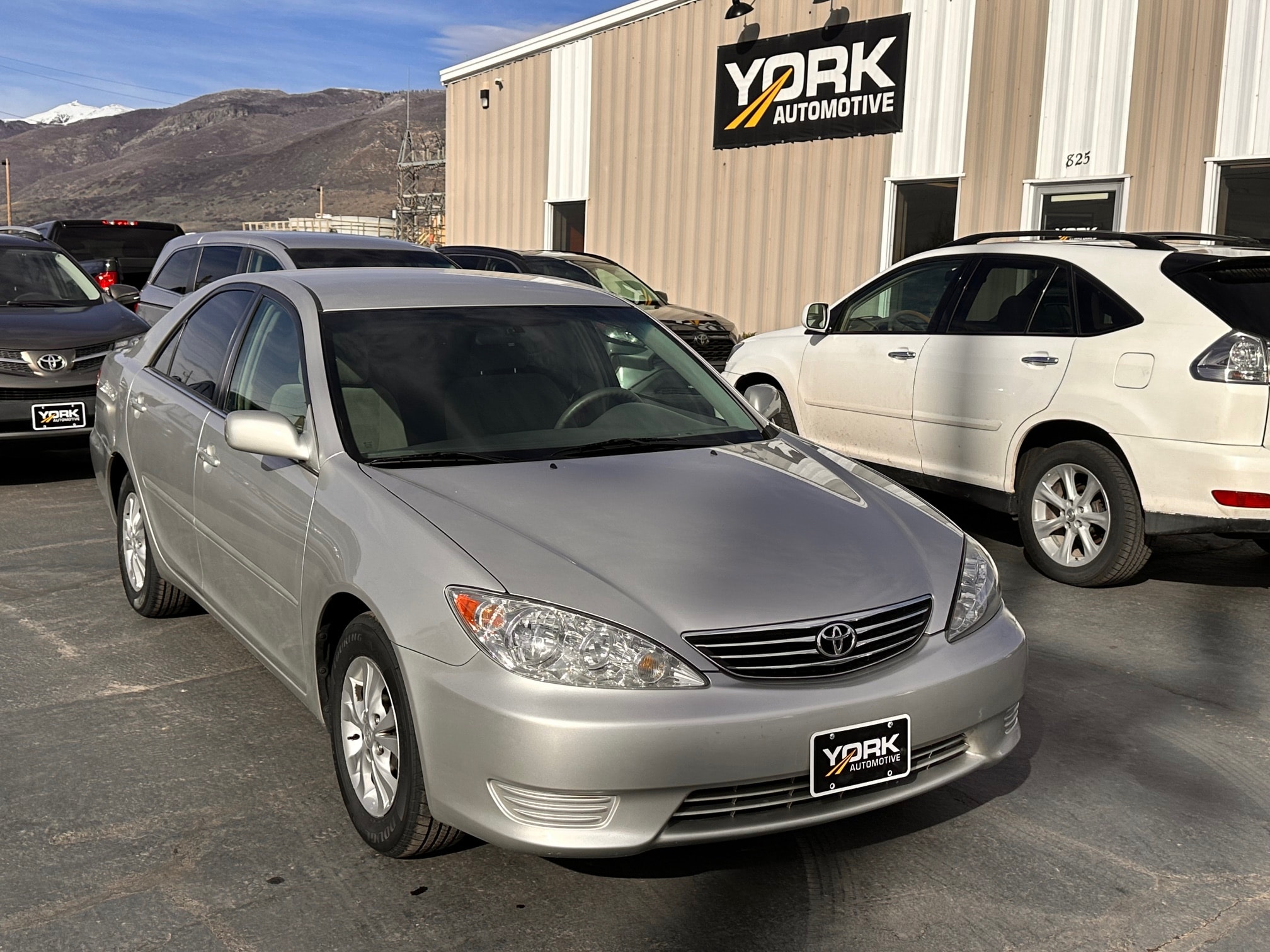 2005 Toyota Camry LE