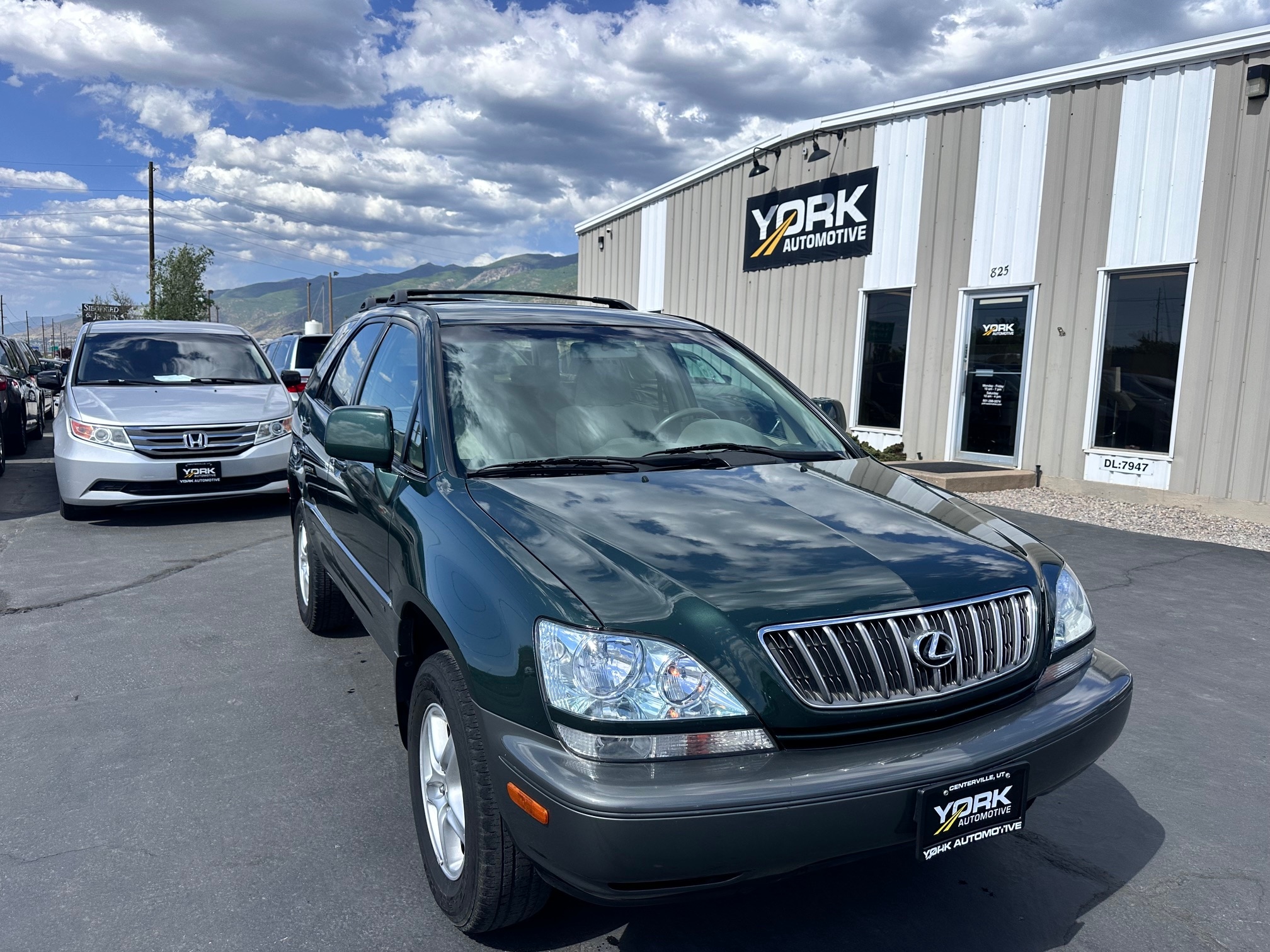 2001 Lexus RX 350's photo