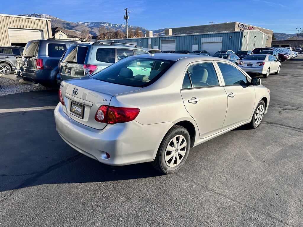 Used 2009 Toyota Corolla LE Sedan