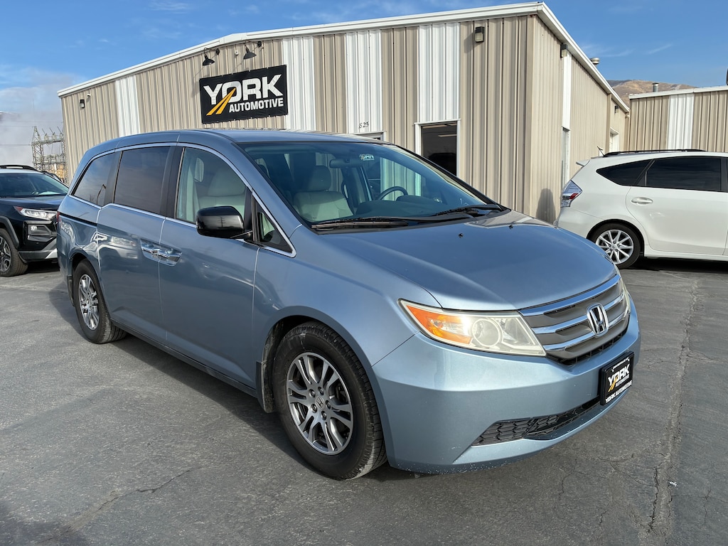 Used 2011 Honda Odyssey EX Van Passenger Van