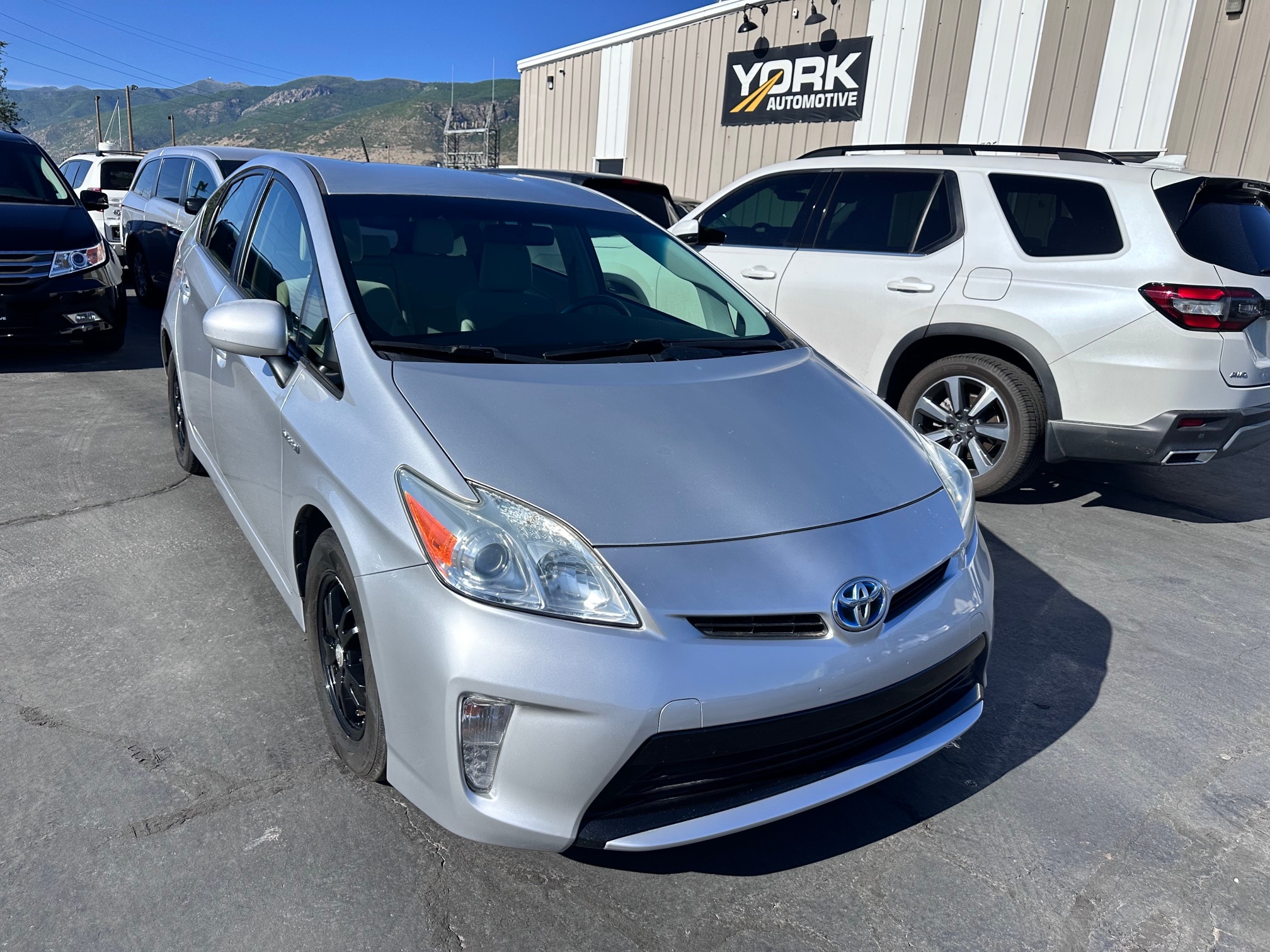 2012 Toyota Prius Three's photo