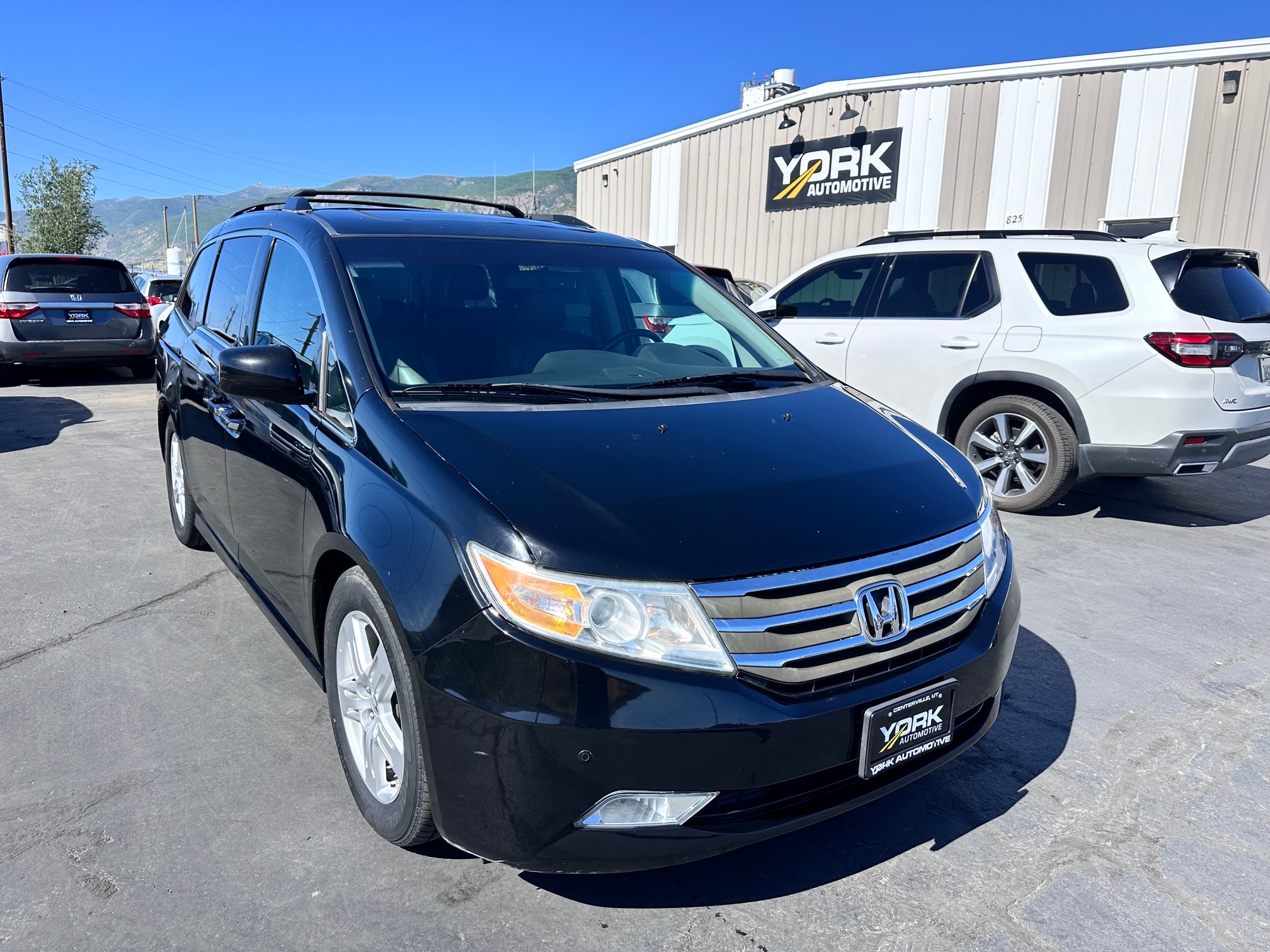 2012 Honda Odyssey Touring's photo