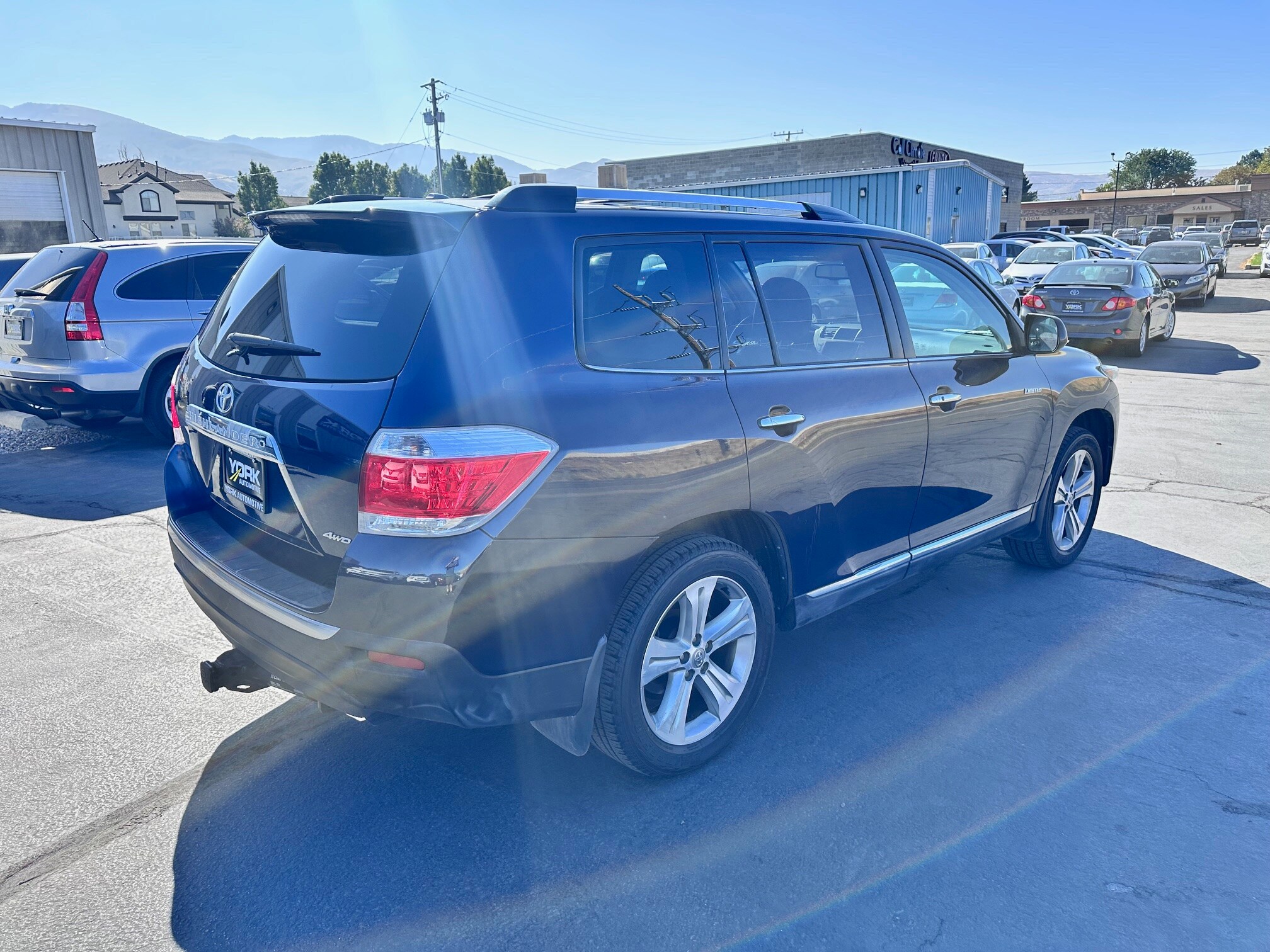 2012 Toyota Highlander Limited photo 2