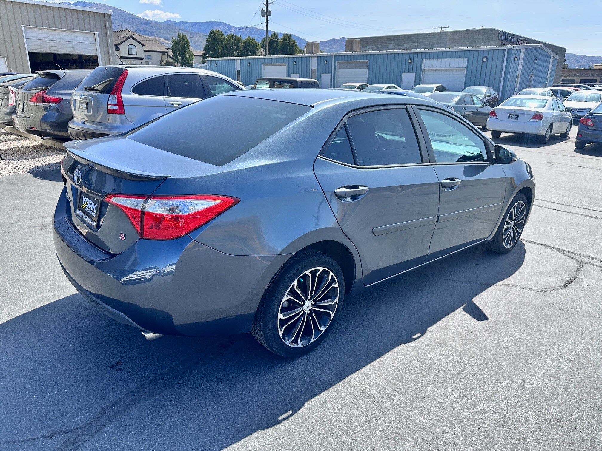 2015 Toyota Corolla Plus photo 3
