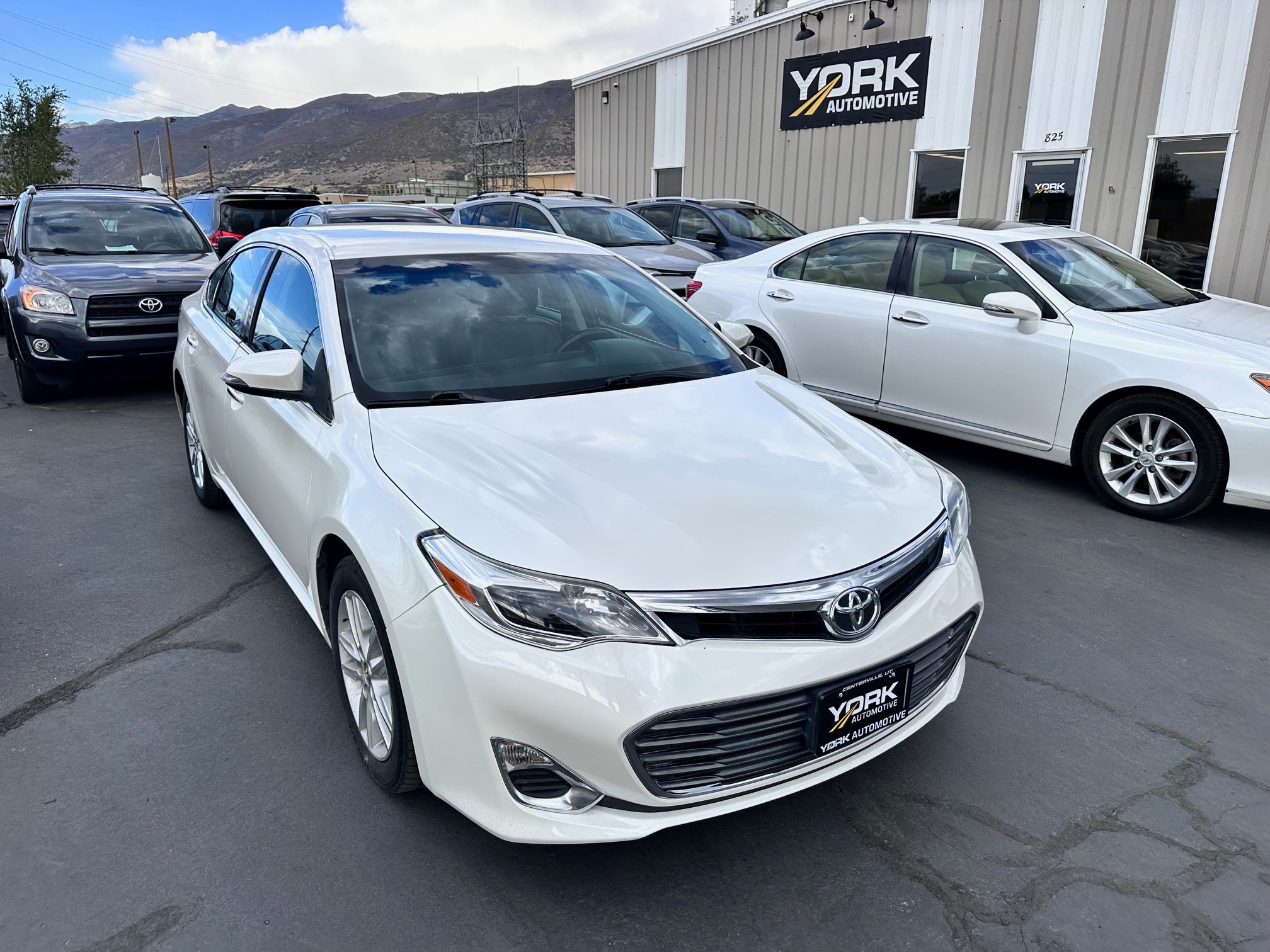 2013 Toyota Avalon XLE