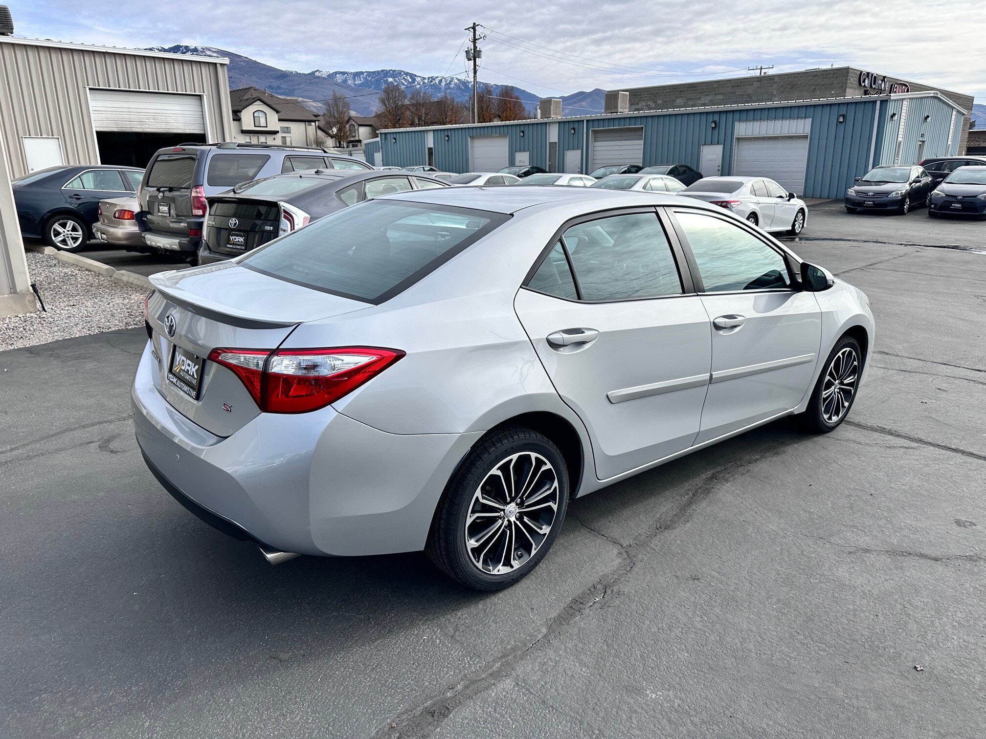 2014 Toyota Corolla Plus photo 3