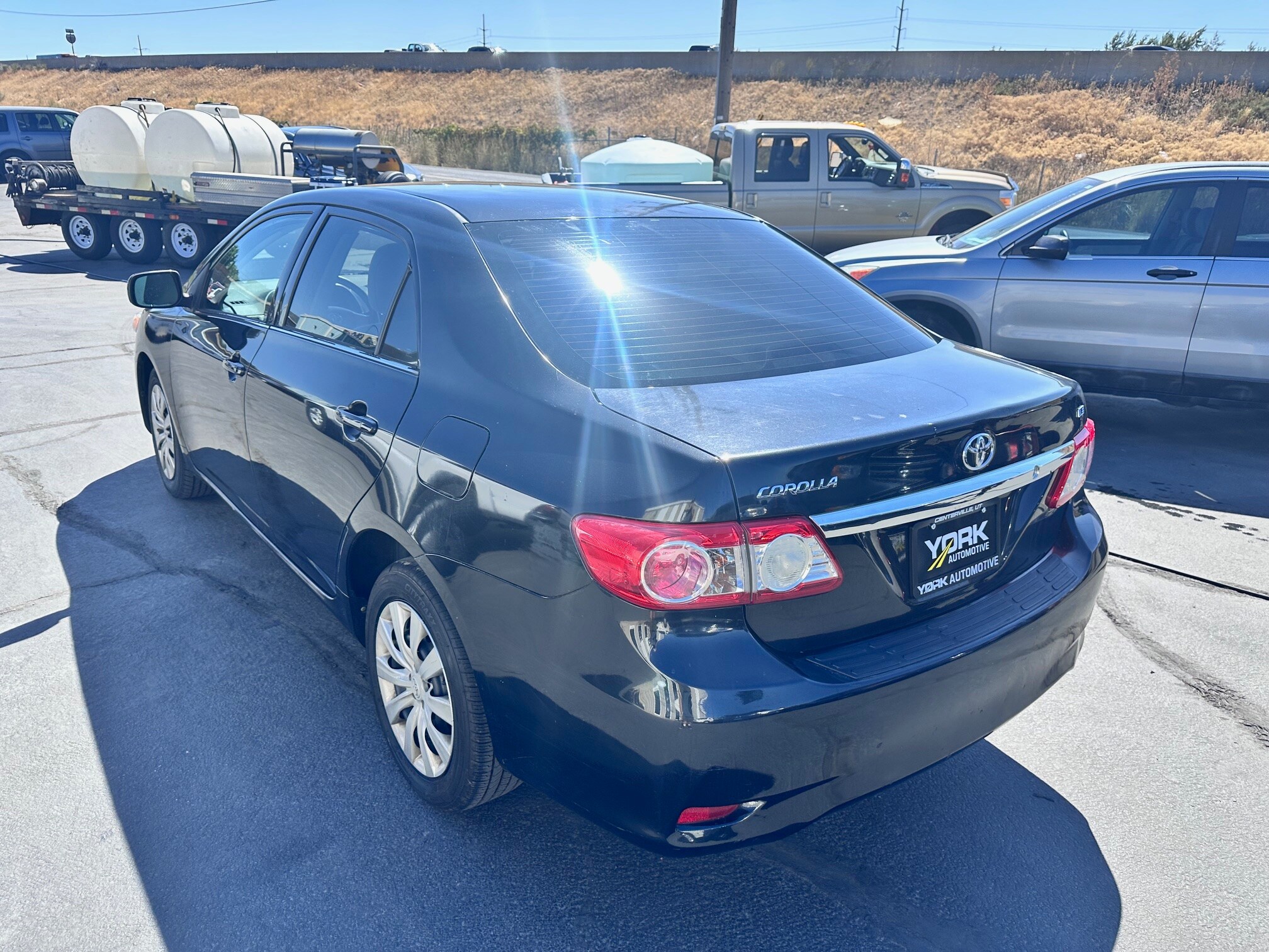 2013 Toyota Corolla LE photo 4