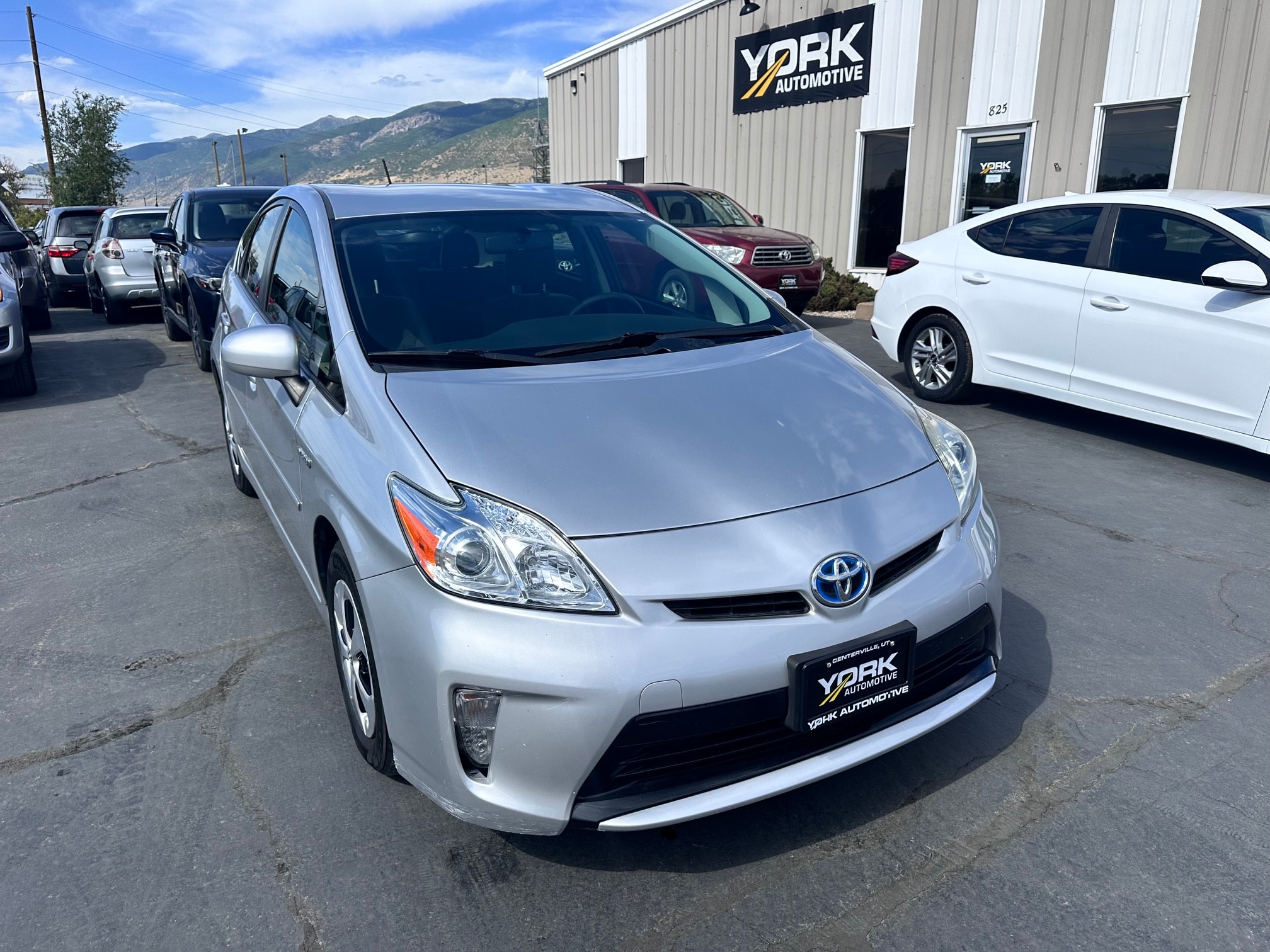 2013 Toyota Prius Three's photo