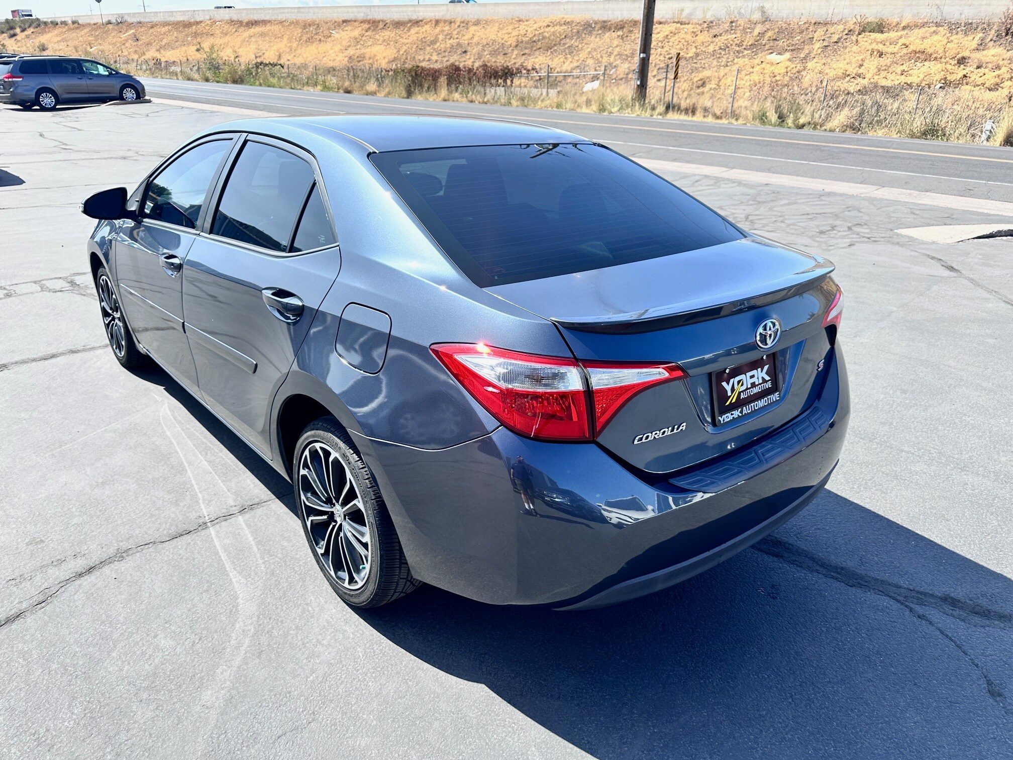 2015 Toyota Corolla Plus photo 4