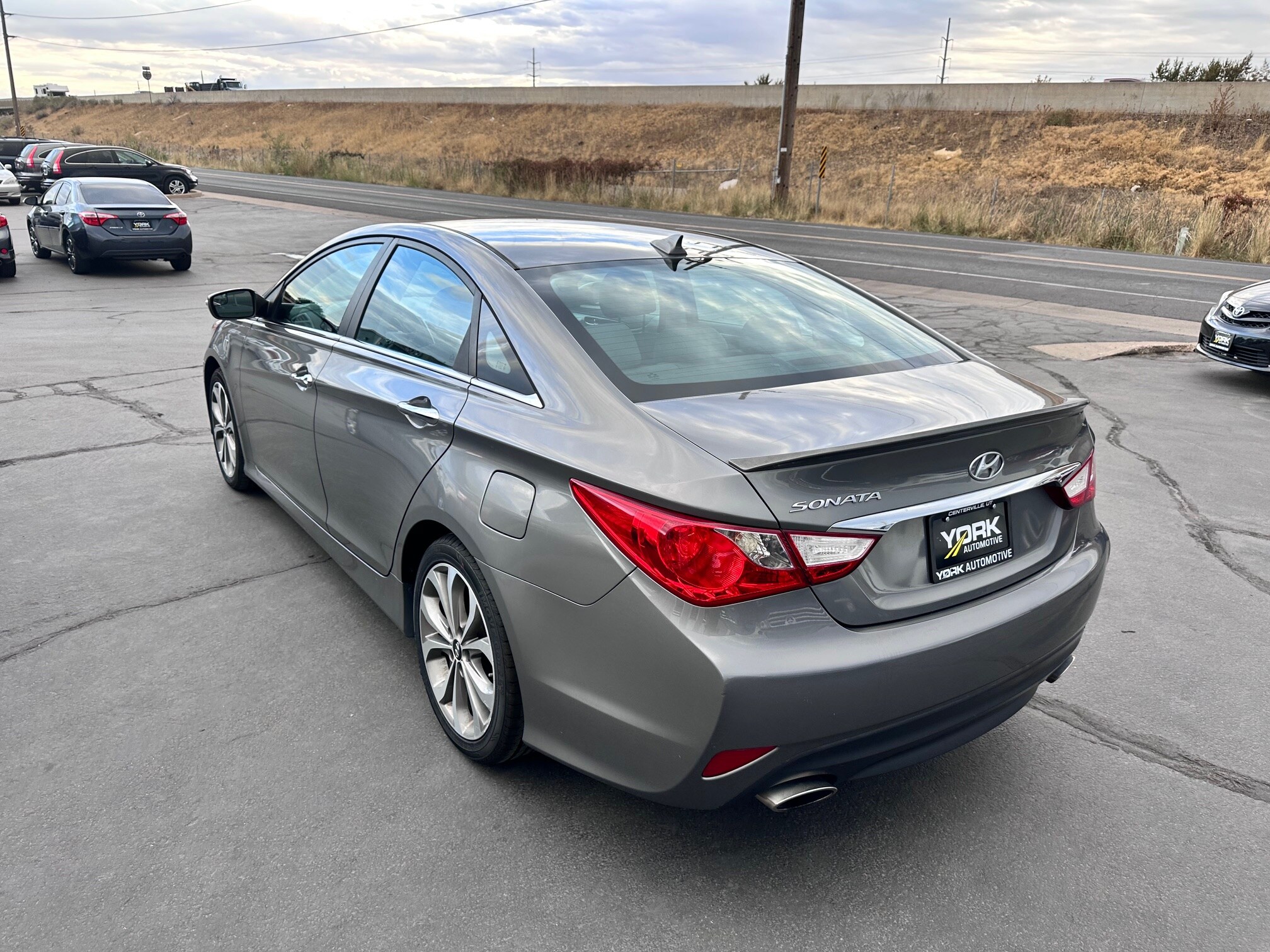 2014 Hyundai Sonata SE photo 3