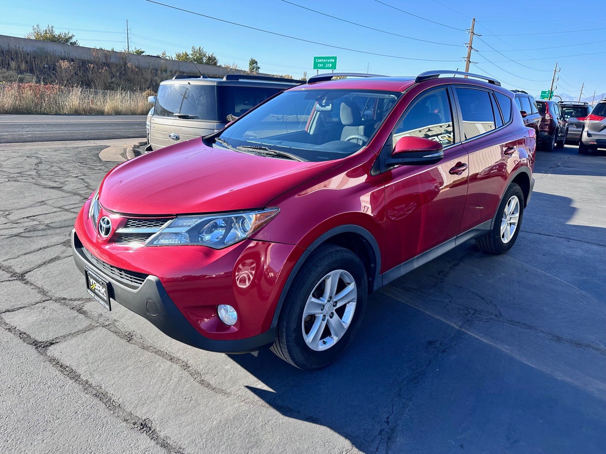 2013 Toyota RAV4 XLE photo 2