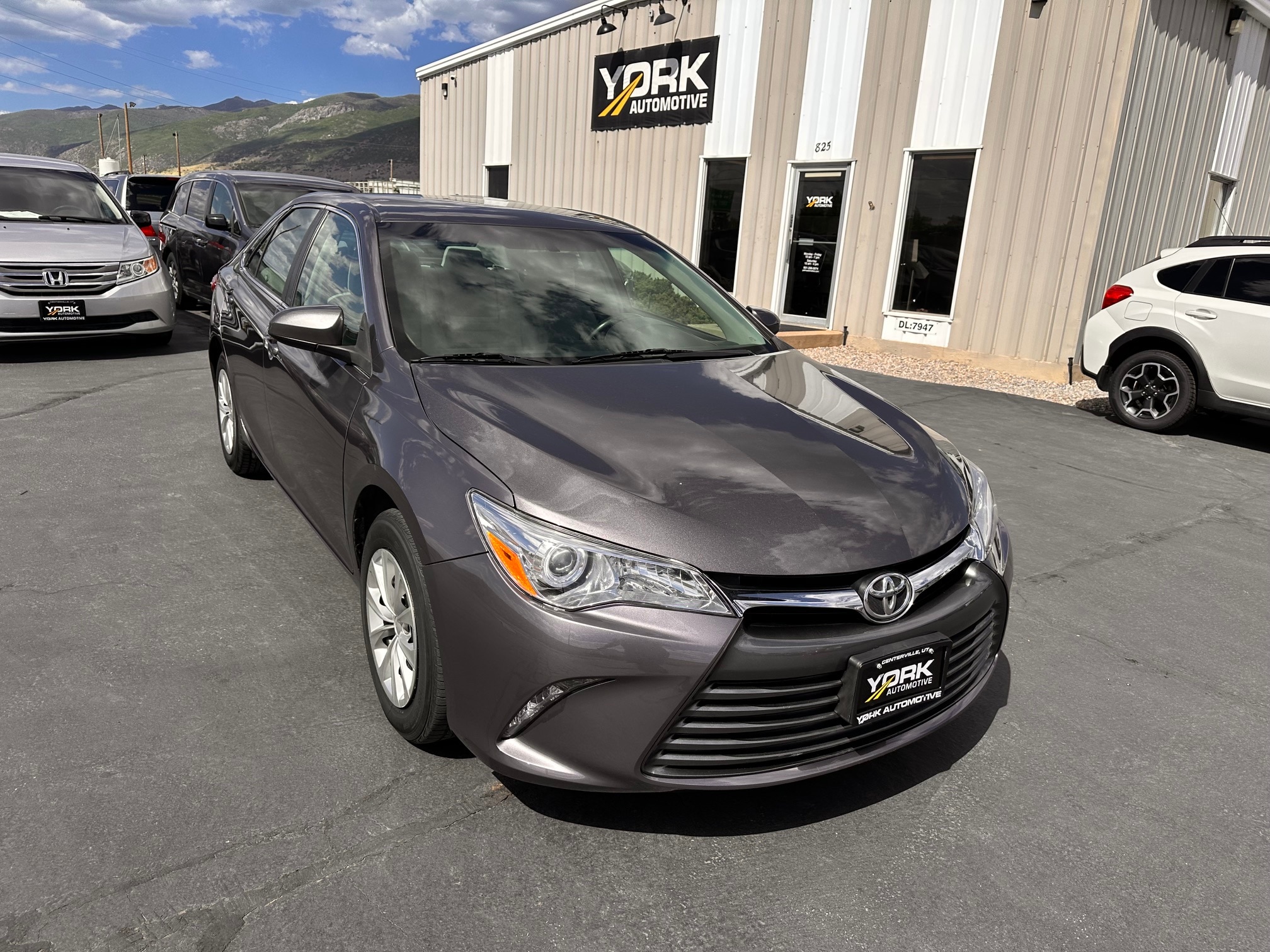 2016 Toyota Camry 2.5 Auto LE's photo