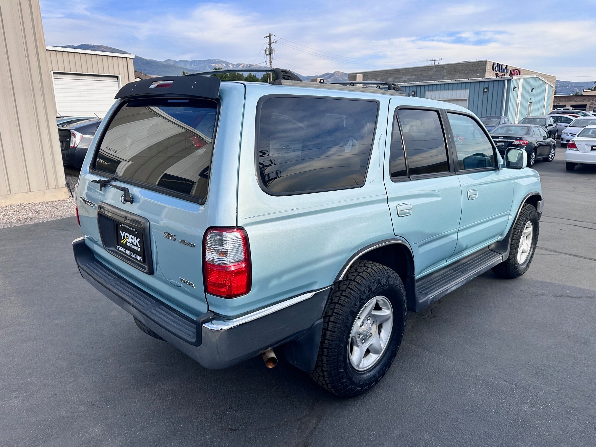 2001 Toyota 4Runner SR5 V6 photo 3