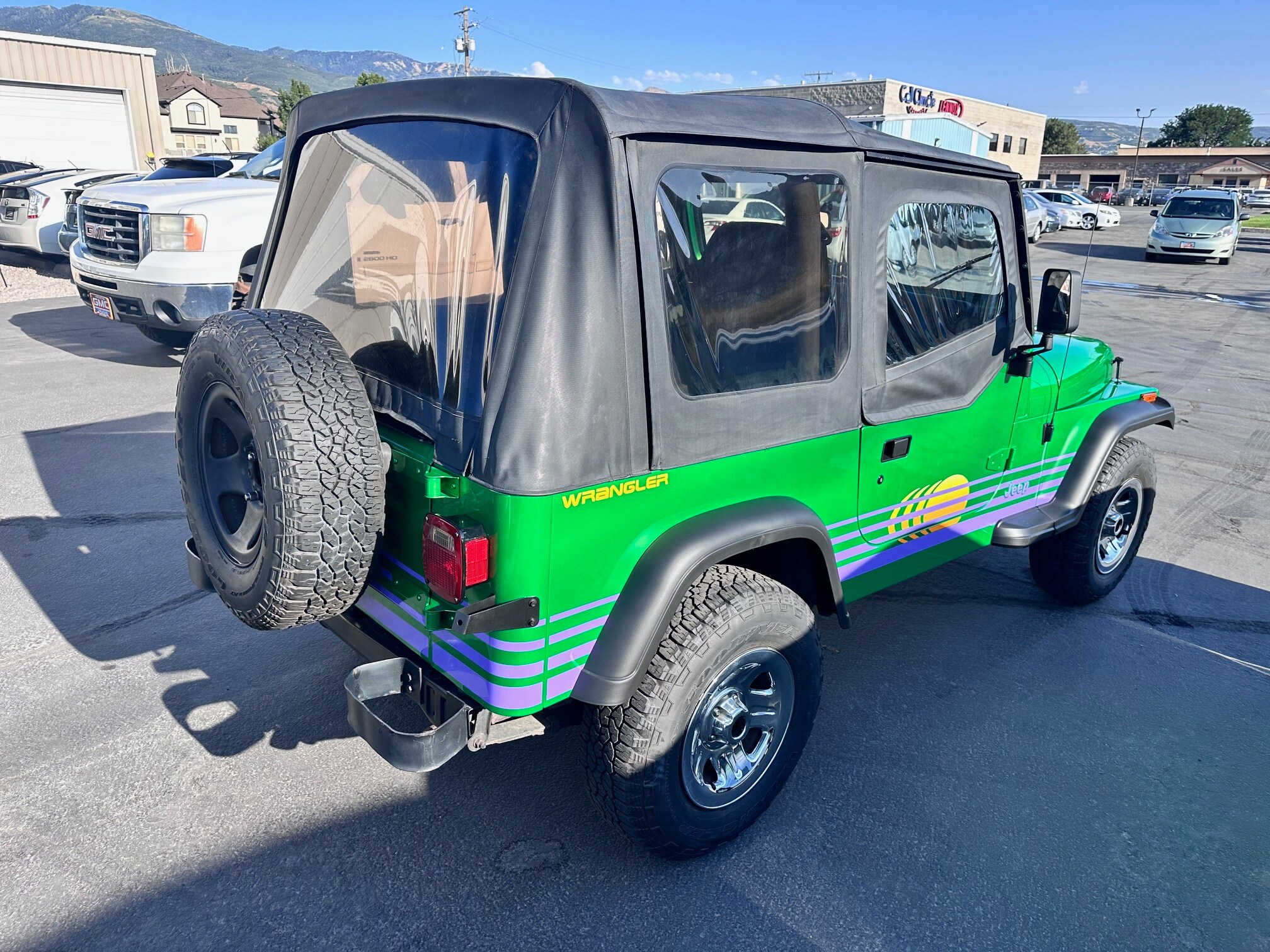 1993 Jeep Wrangler Base photo 2
