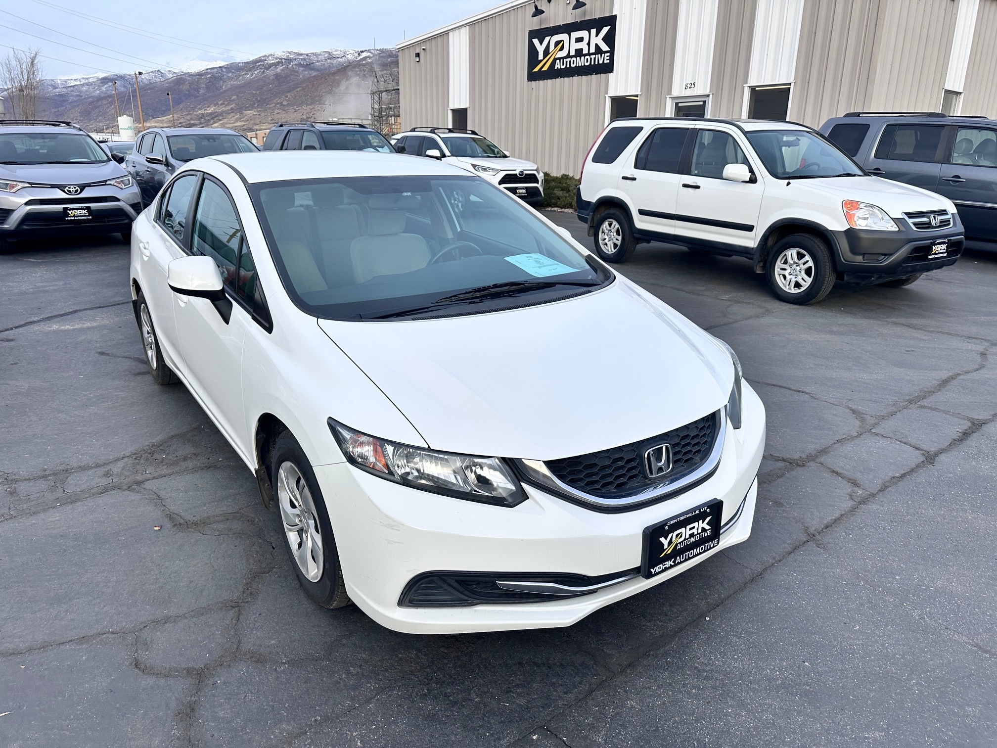 2013 Honda Civic LX's photo