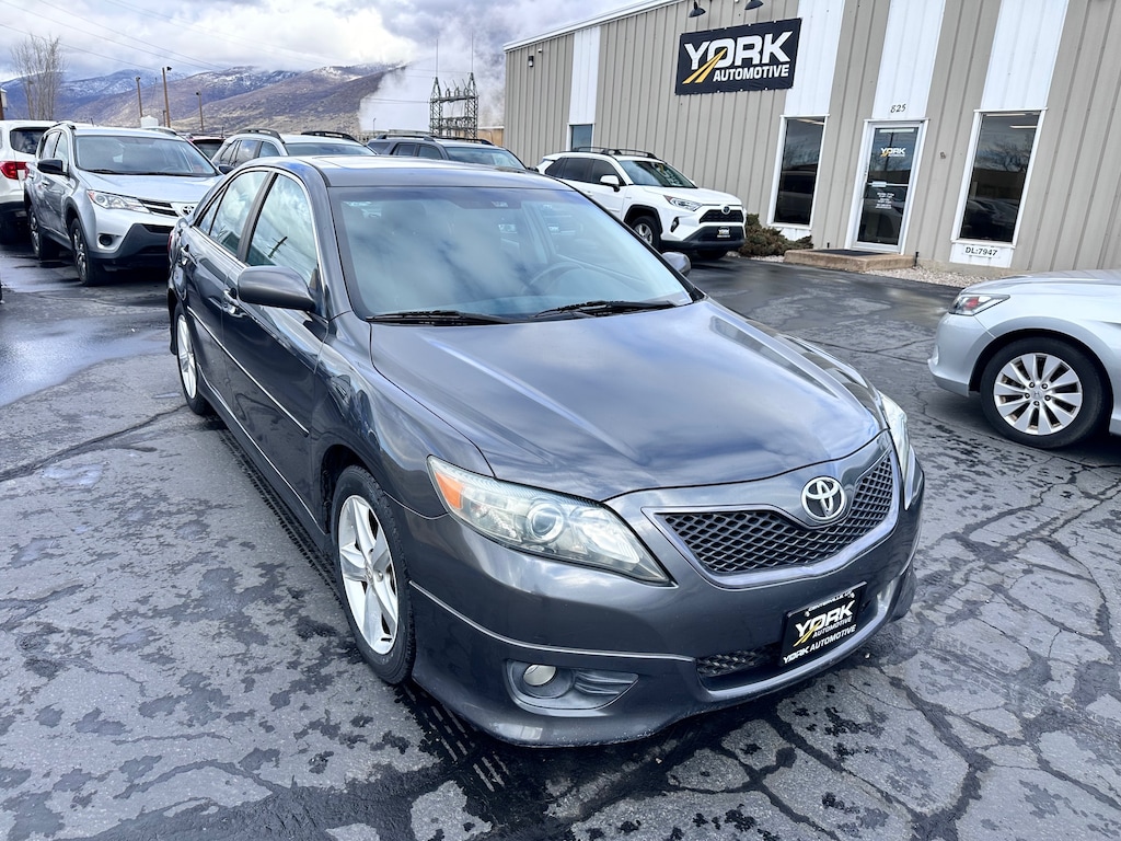 Used 2010 Toyota Camry SE Sedan