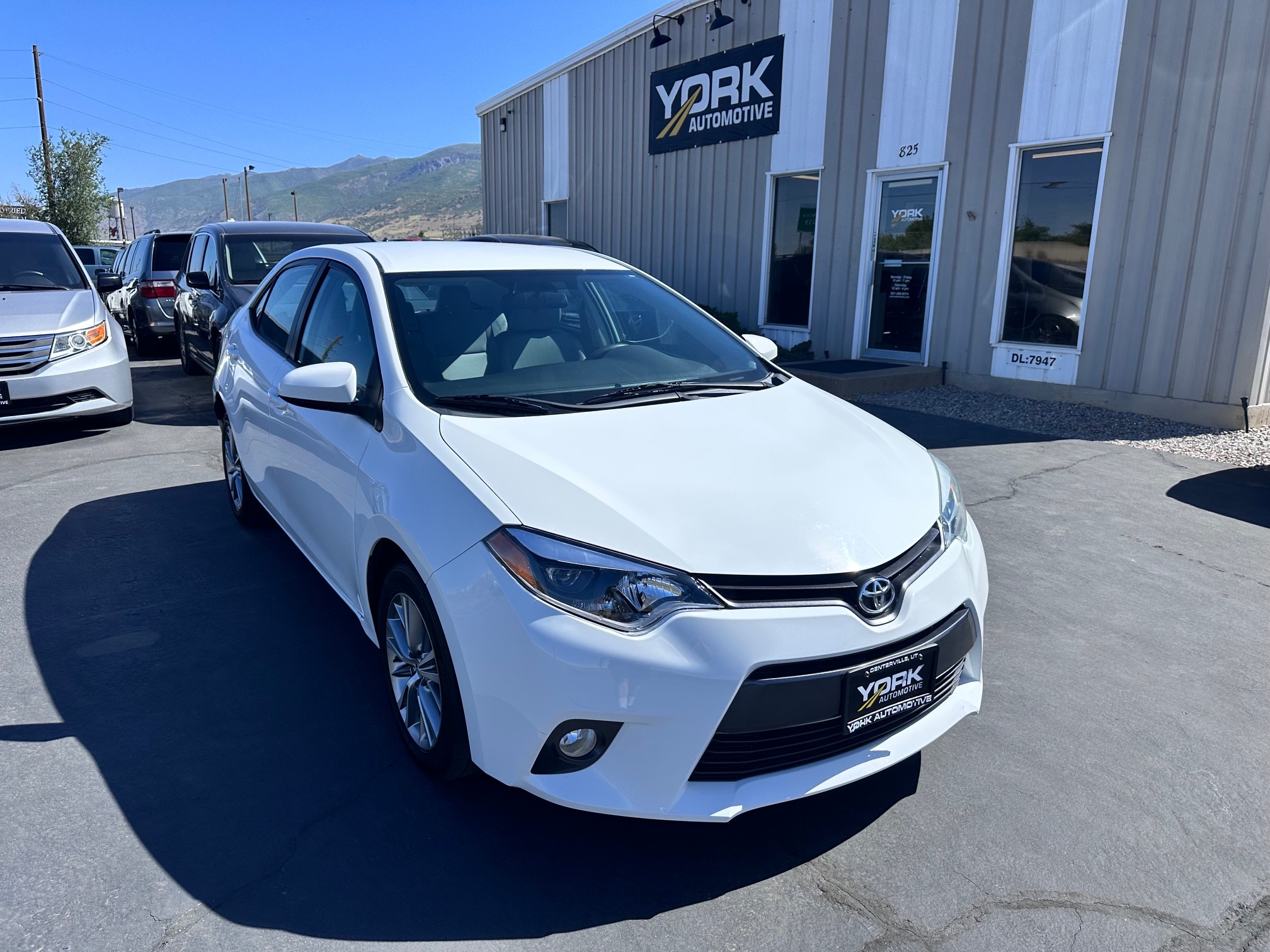 2015 Toyota Corolla's photo